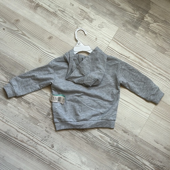 ✨NWT✨Rococo zip up sweater, 12-18M - Picture 2 of 2